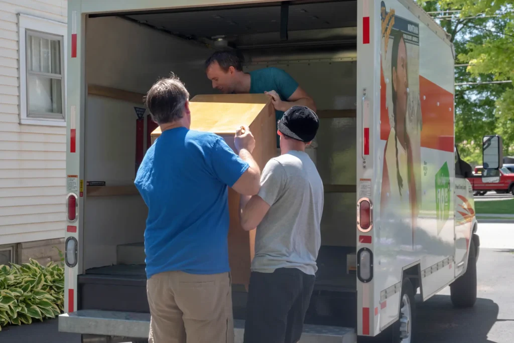 Top 5 Questions to Ask Before Hiring Movers